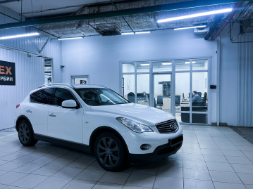Устранение течи рулевой рейки Infiniti QX50 2.5 в Брянске — ремонт на пробеге 272 000 км